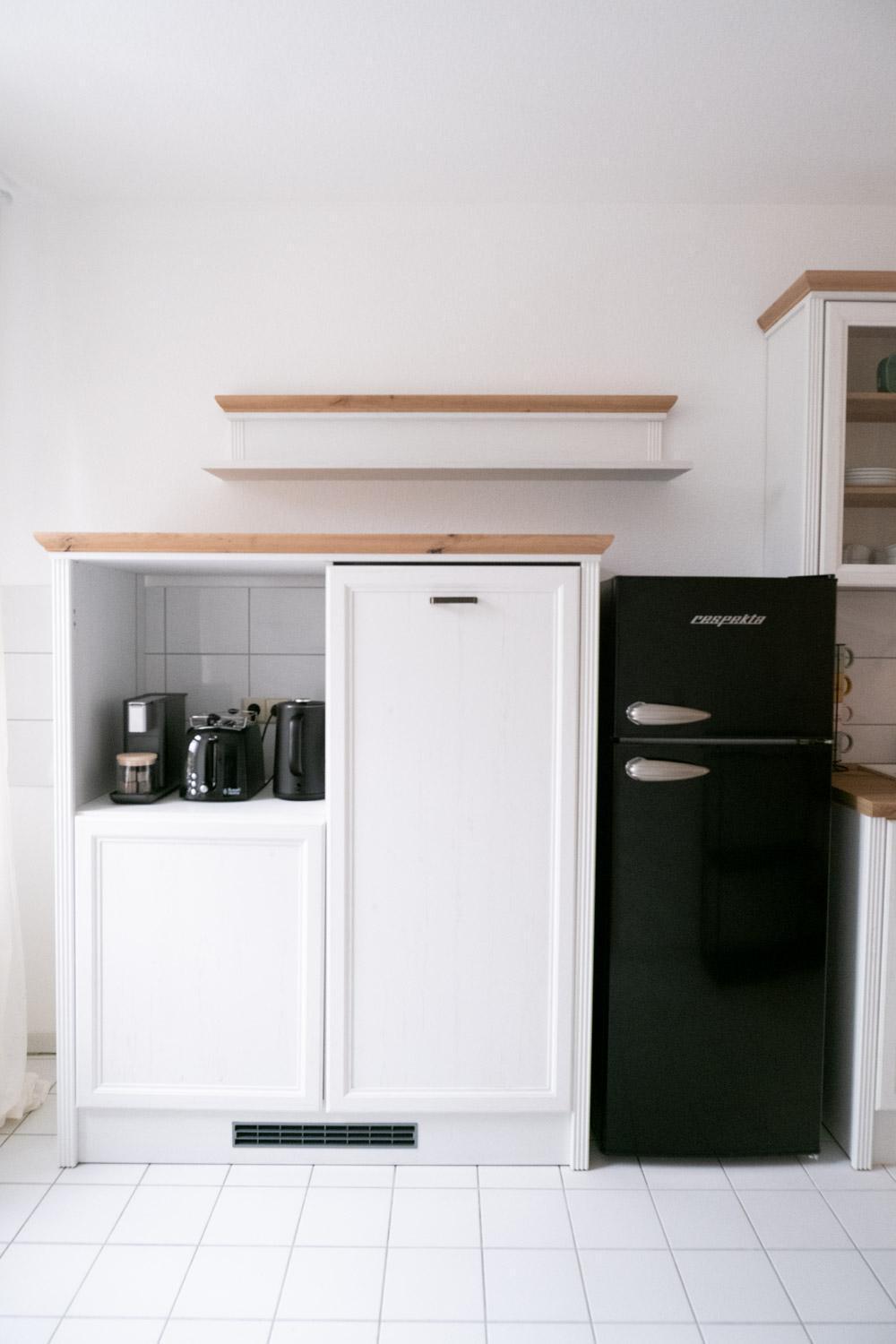 Bella Casa - Business&Family - 2 Zimmer Direkt Neben Schloss, Parkplatz, Smarttv, Netflix, Waschmaschine, 24H Checkin, 71Qm, Kingsizebett, Hotelbettwaesche Ludwigsburg Exterior photo