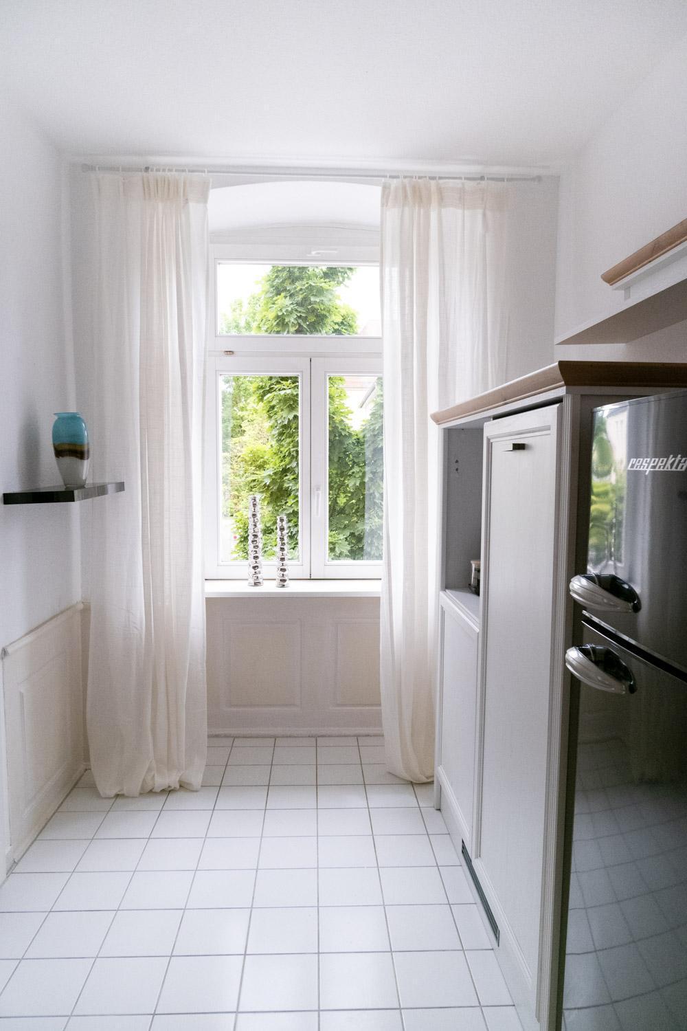 Bella Casa - Business&Family - 2 Zimmer Direkt Neben Schloss, Parkplatz, Smarttv, Netflix, Waschmaschine, 24H Checkin, 71Qm, Kingsizebett, Hotelbettwaesche Ludwigsburg Exterior photo